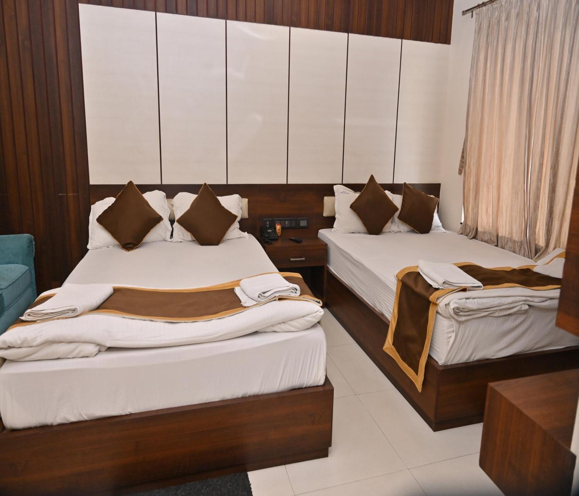 Hotel Silver Land New Digha With Rooftop Pool Экстерьер фото