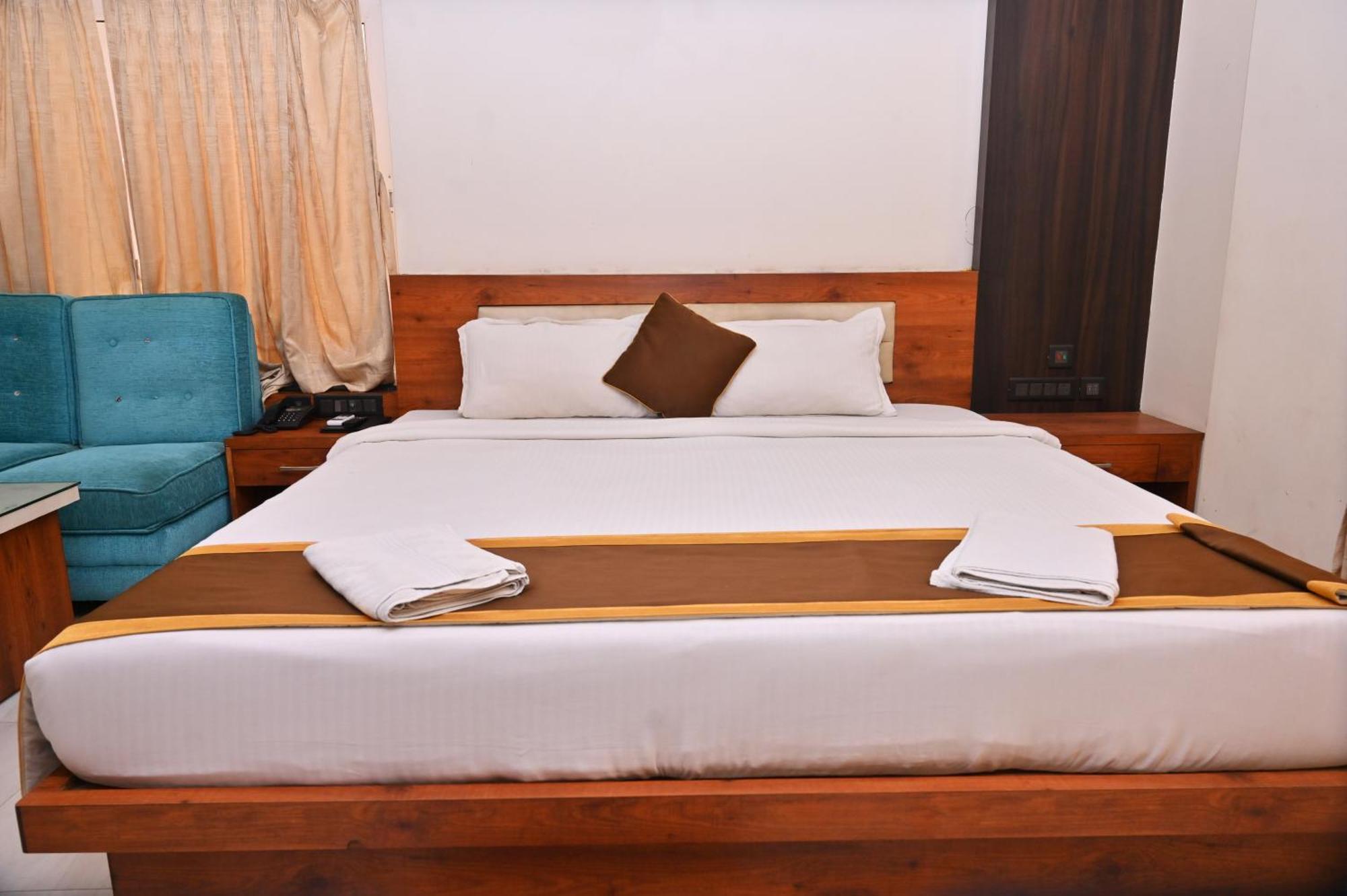 Hotel Silver Land New Digha With Rooftop Pool Экстерьер фото